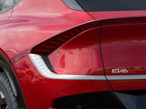 New 2025 Kia EV6 Wind AWD/4WD image 11
