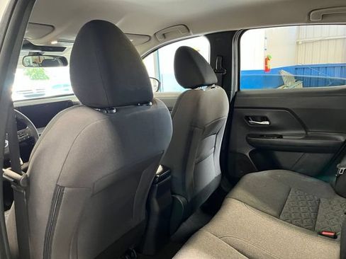 Used 2025 Nissan Kicks SV FWD image 17