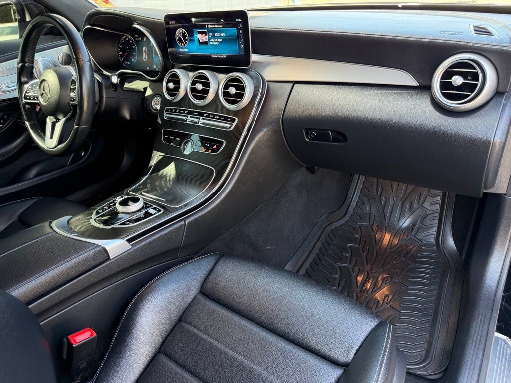 Used 2023 Mercedes-Benz C 300 Coupe image 17