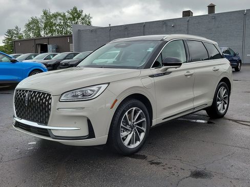 Certified 2024 Lincoln Corsair Grand Touring w/ Equipment Group 301A AWD/4WD image 8
