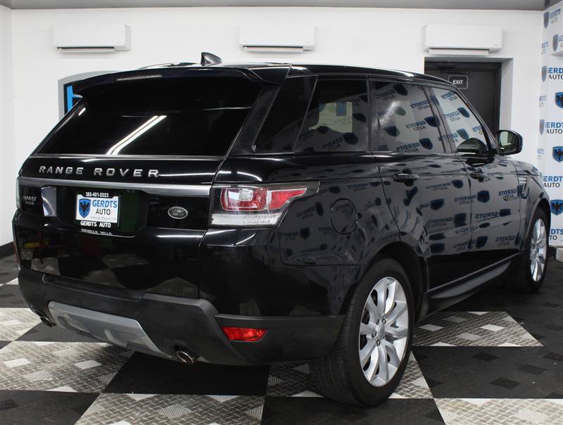Used 2017 Land Rover Range Rover Sport HSE AWD/4WD image 4