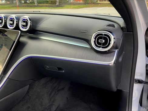 New 2026 Mercedes-Benz C 300 4MATIC Sedan image 10