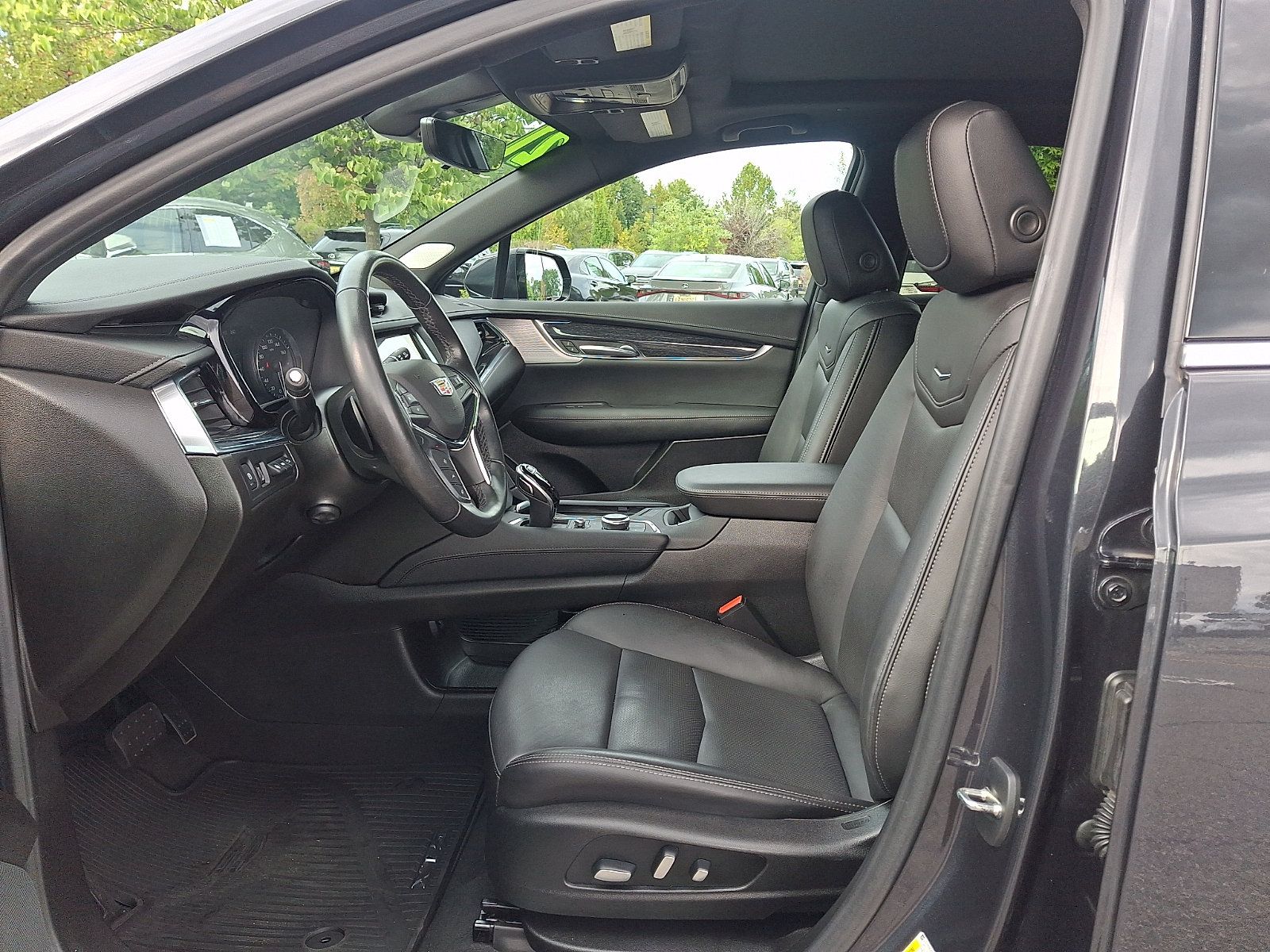 Used 2021 Cadillac XT5 Premium Luxury AWD/4WD image 12