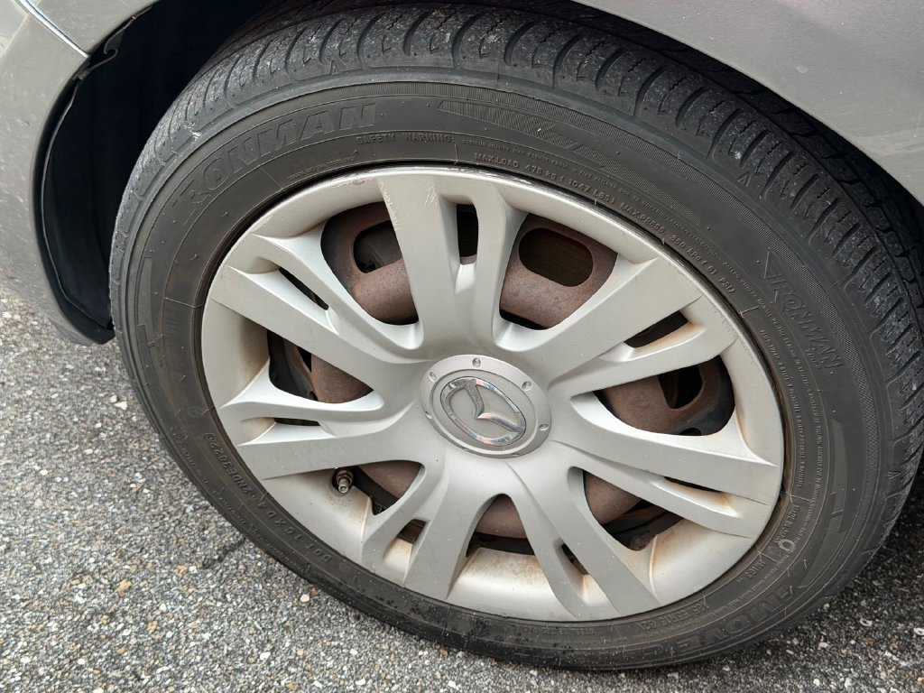 Used 2010 MAZDA MAZDA3 i Touring FWD image 10