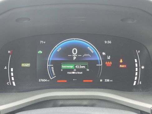 Used 2025 Toyota Camry SE FWD image 25