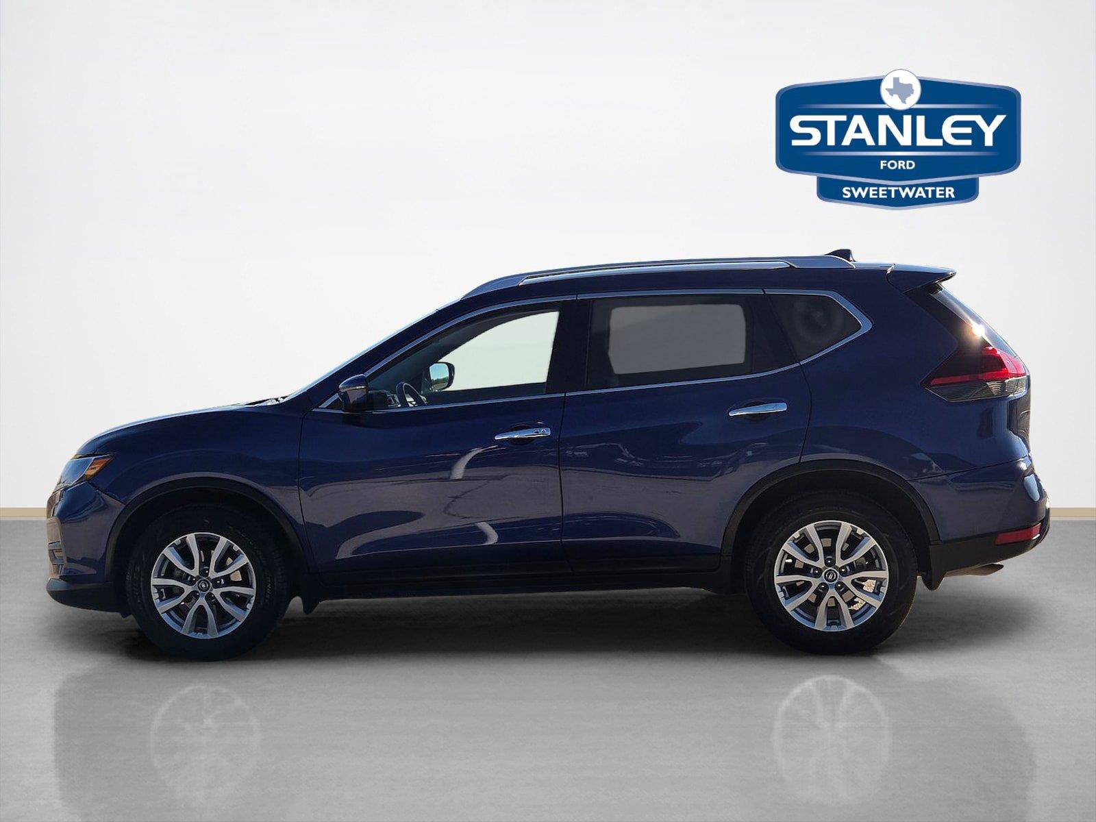 Used 2018 Nissan Rogue SV FWD image 4