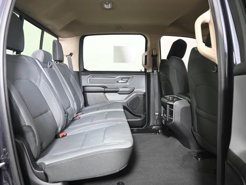 Used 2020 RAM 1500 Big Horn AWD/4WD image 16