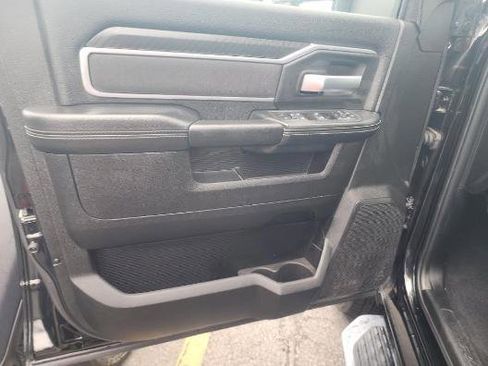Used 2025 RAM 2500 Big Horn AWD/4WD image 9