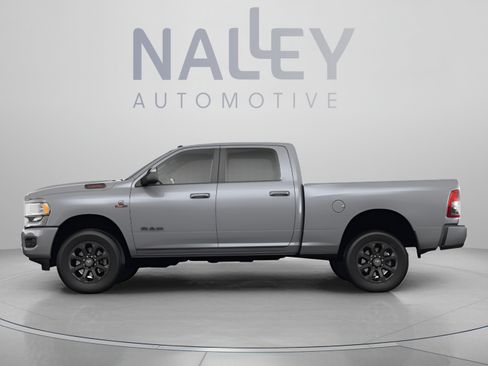 Used 2022 RAM 2500 Big Horn AWD/4WD image 2