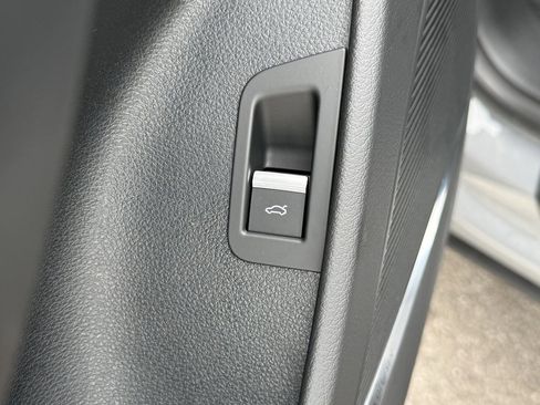 Used 2024 Audi RS Q8 image 22