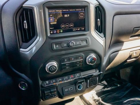 New 2026 GMC Sierra 2500 Pro w/ 1SA Pro Safety Plus Package AWD/4WD image 15