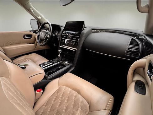 Used 2023 Nissan Armada Platinum w/ Captain's Chairs Package RWD image 28