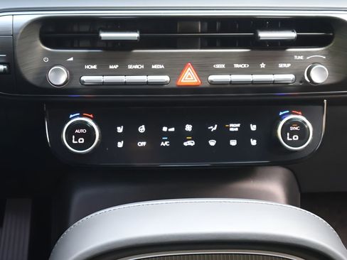Used 2026 Hyundai Palisade Calligraphy FWD image 17