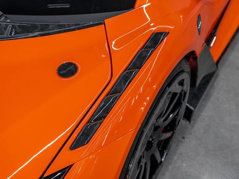 Used 2024 Lamborghini Revuelto AWD/4WD image 32