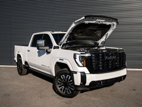 Used 2025 GMC Sierra 2500 Denali Ultimate w/ Max Trailering Package image 33