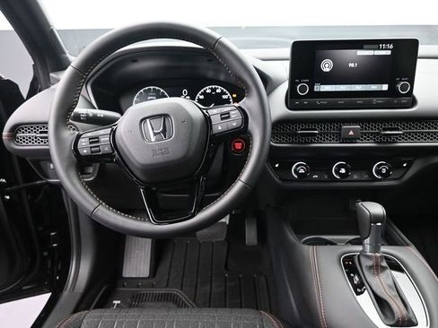 Used 2025 Honda HR-V Sport image 11