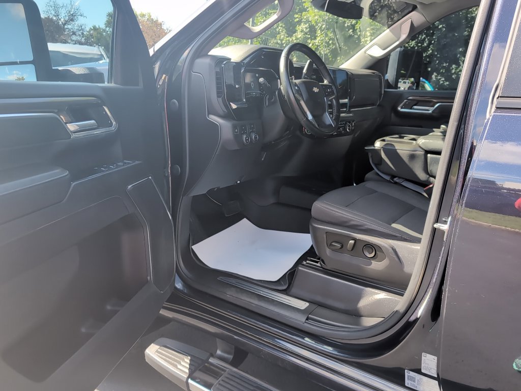 Used 2024 Chevrolet Silverado 2500 LT w/ Convenience Package AWD/4WD image 19