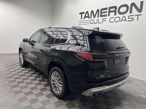 Used 2025 GMC Acadia Denali w/ LPO, Floor Liner Package image 3