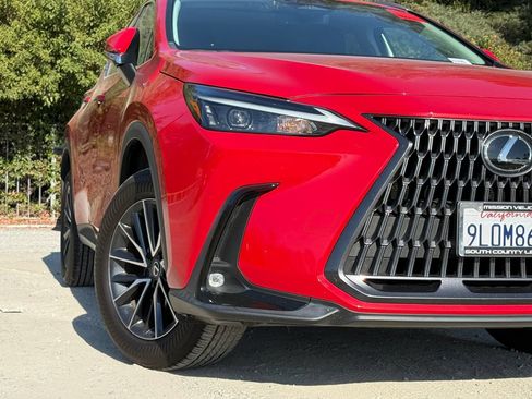 Used 2024 Lexus NX 250 FWD image 4