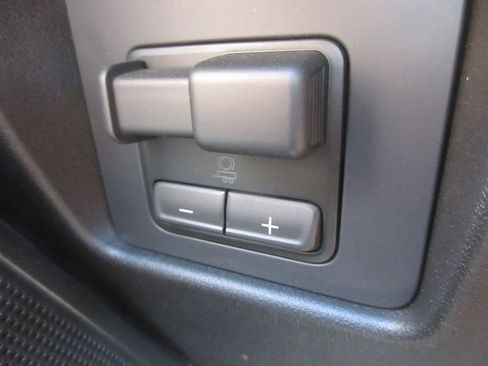 New 2026 GMC Canyon AT4 w/ Technology Plus Package AWD/4WD image 19