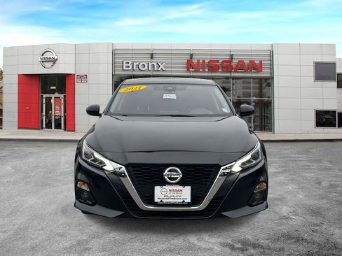 Used 2021 Nissan Altima 2.5 SL image 2