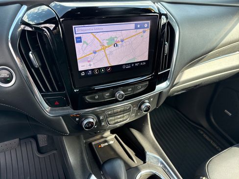 Used 2023 Chevrolet Traverse Premier w/ Redline Edition AWD/4WD image 18