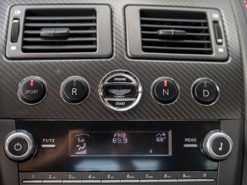 Used 2015 Aston Martin V8 Vantage GT image 20