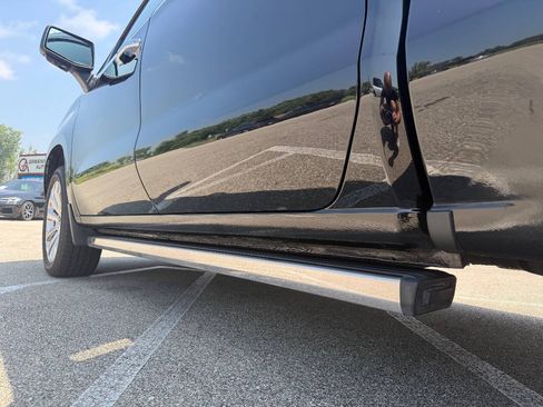 Used 2020 Chevrolet Silverado 1500 High Country AWD/4WD image 32