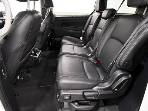 Certified 2024 Honda Odyssey EX-L image 15
