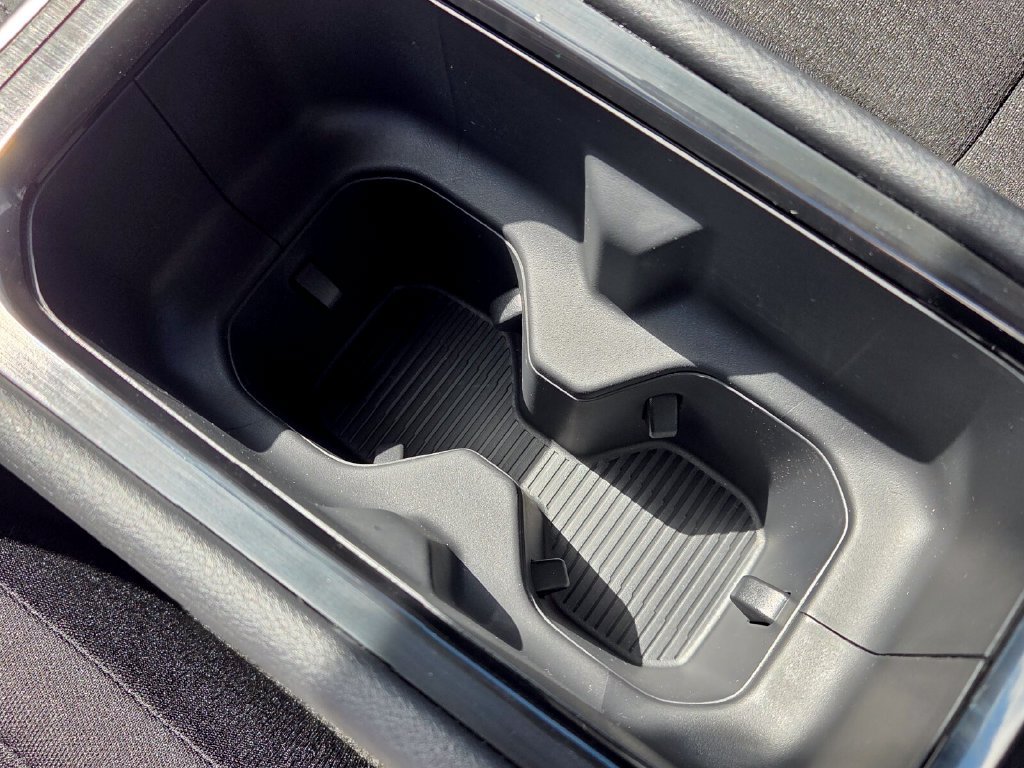 New 2027 Nissan Kicks S FWD image 23
