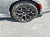 Used 2018 Chrysler 300 Touring L image 5