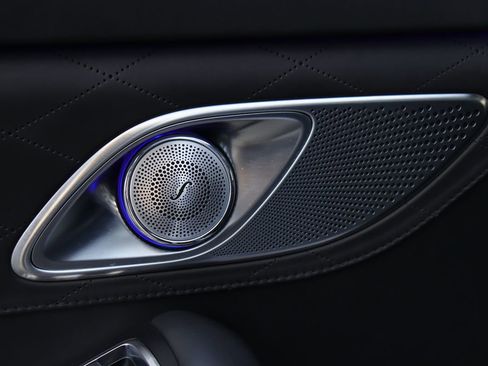 Used 2016 Mercedes-Benz Maybach S 600 image 59