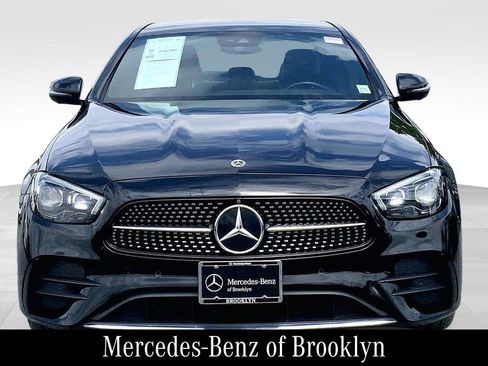 Certified 2022 Mercedes-Benz E 350 4MATIC Sedan image 5