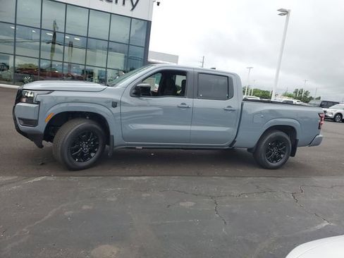 New 2026 Nissan Frontier SV w/ SV Convenience Package RWD image 4