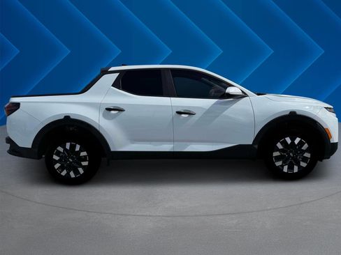 Certified 2025 Hyundai Santa Cruz SE image 12