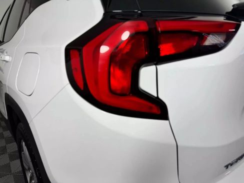 Used 2020 GMC Terrain SLT w/ Preferred Package image 30