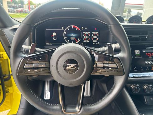 Used 2024 Nissan Z Performance w/ Floor Mat Package RWD image 12