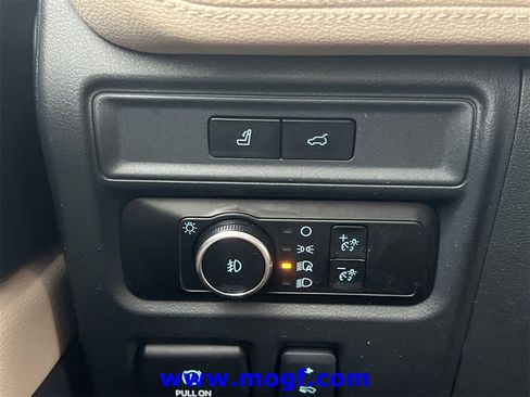 Certified 2024 Ford Expedition Max Limited image 19