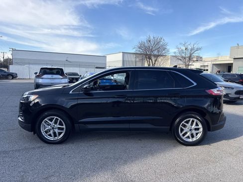 Used 2022 Ford Edge SEL image 3