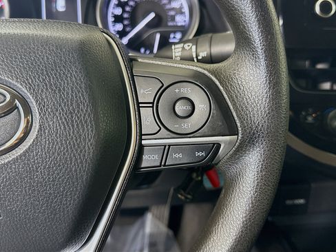 Used 2022 Toyota Camry LE image 15