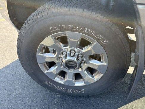 Used 2019 Ford F250 Lariat w/ Lariat Ultimate Package AWD/4WD image 19