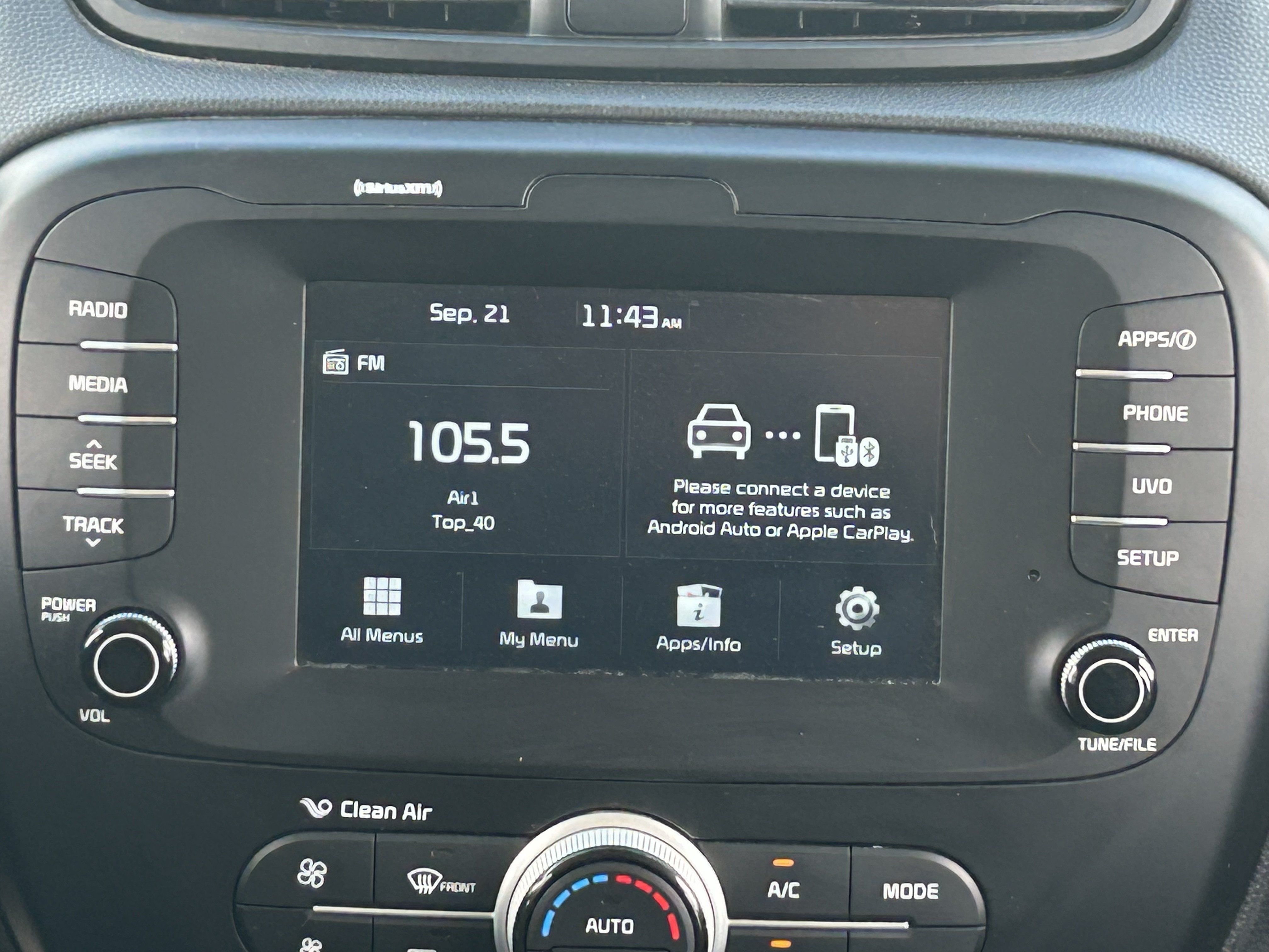 Used 2018 Kia Soul + FWD image 19