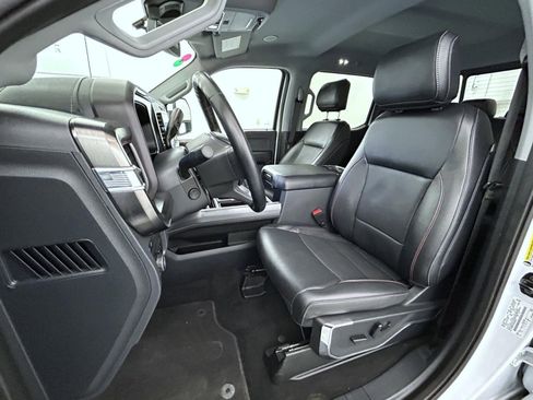 Used 2023 Ford F350 Lariat w/ Lariat Ultimate Package AWD/4WD image 11
