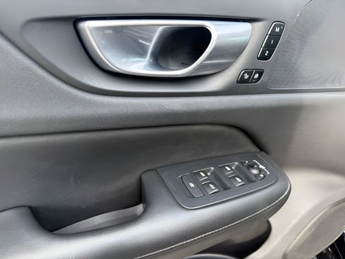 Used 2024 Volvo S60 B5 Core FWD image 14