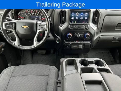 Used 2022 Chevrolet Silverado 1500 LT AWD/4WD image 3