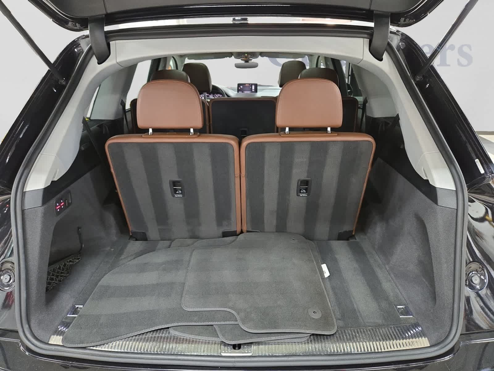 Used 2019 Audi Q7 3.0T Premium Plus w/ Premium Plus Package AWD/4WD image 4