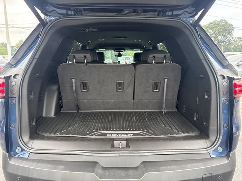 Certified 2023 Chevrolet Traverse LT w/ LT Premium Package AWD/4WD image 8