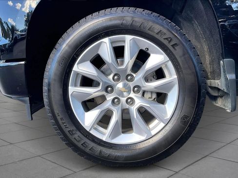Certified 2022 Chevrolet Silverado 1500 Custom image 9