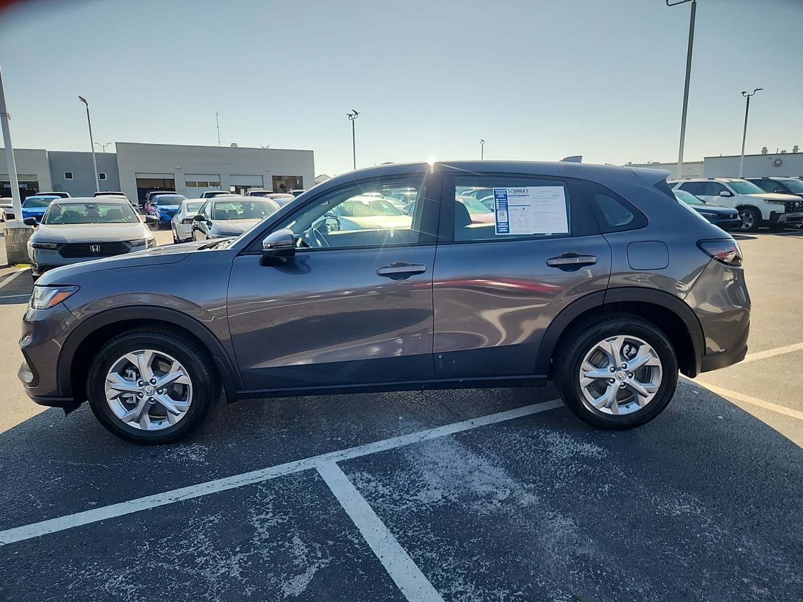 Used 2024 Honda HR-V LX image 3