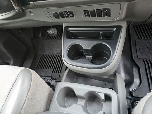 Used 2019 Nissan NV 3500 SL w/ Navigation Package image 14